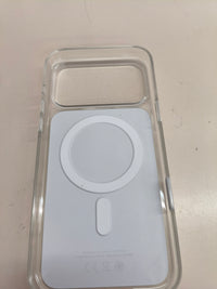 Funda transparente Apple con MagSafe para iPhone 17 Pro Max.