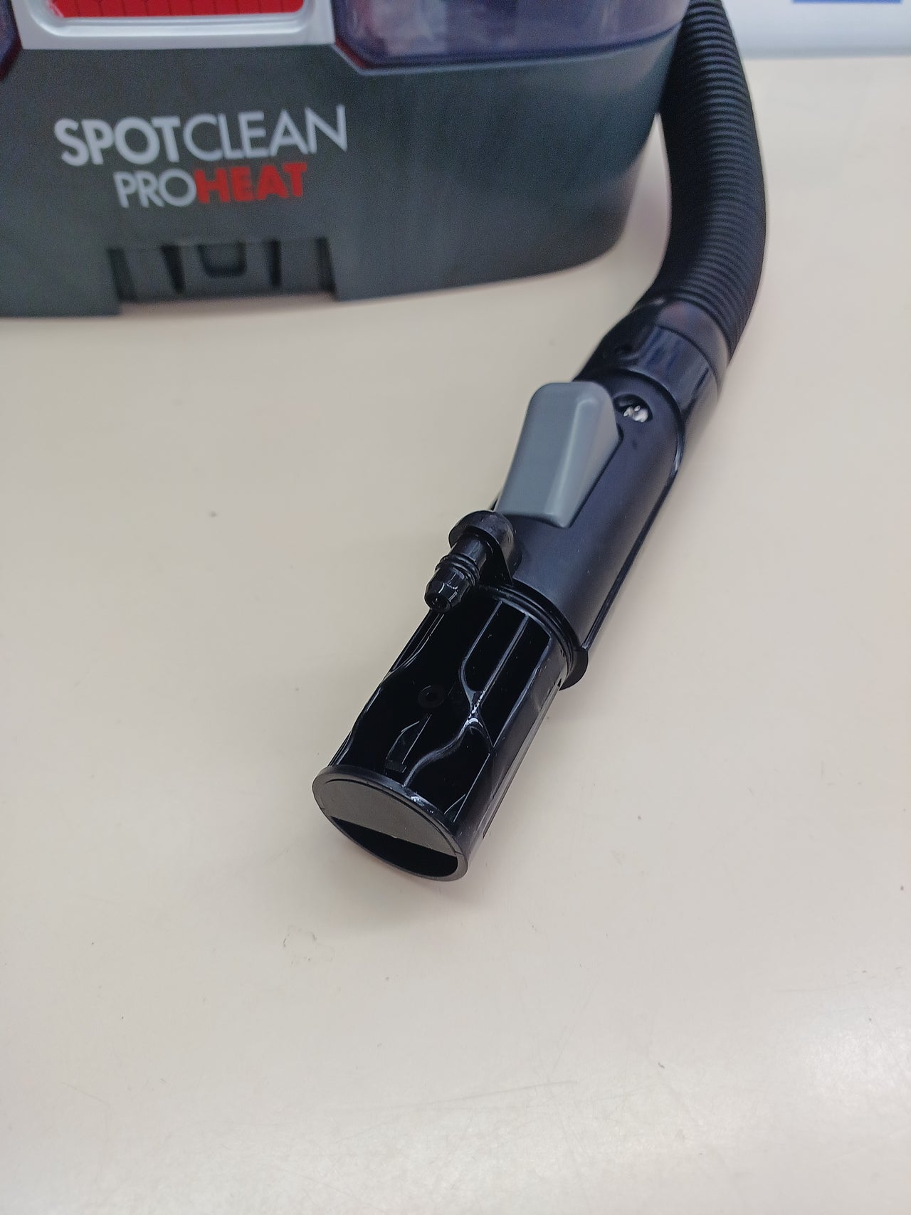 Limpiador tapicerías 330 W con calor – Bissell