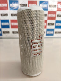 JBL Flip 7, altavoz Bluetooth portátil, 16 h, IP68, blanco