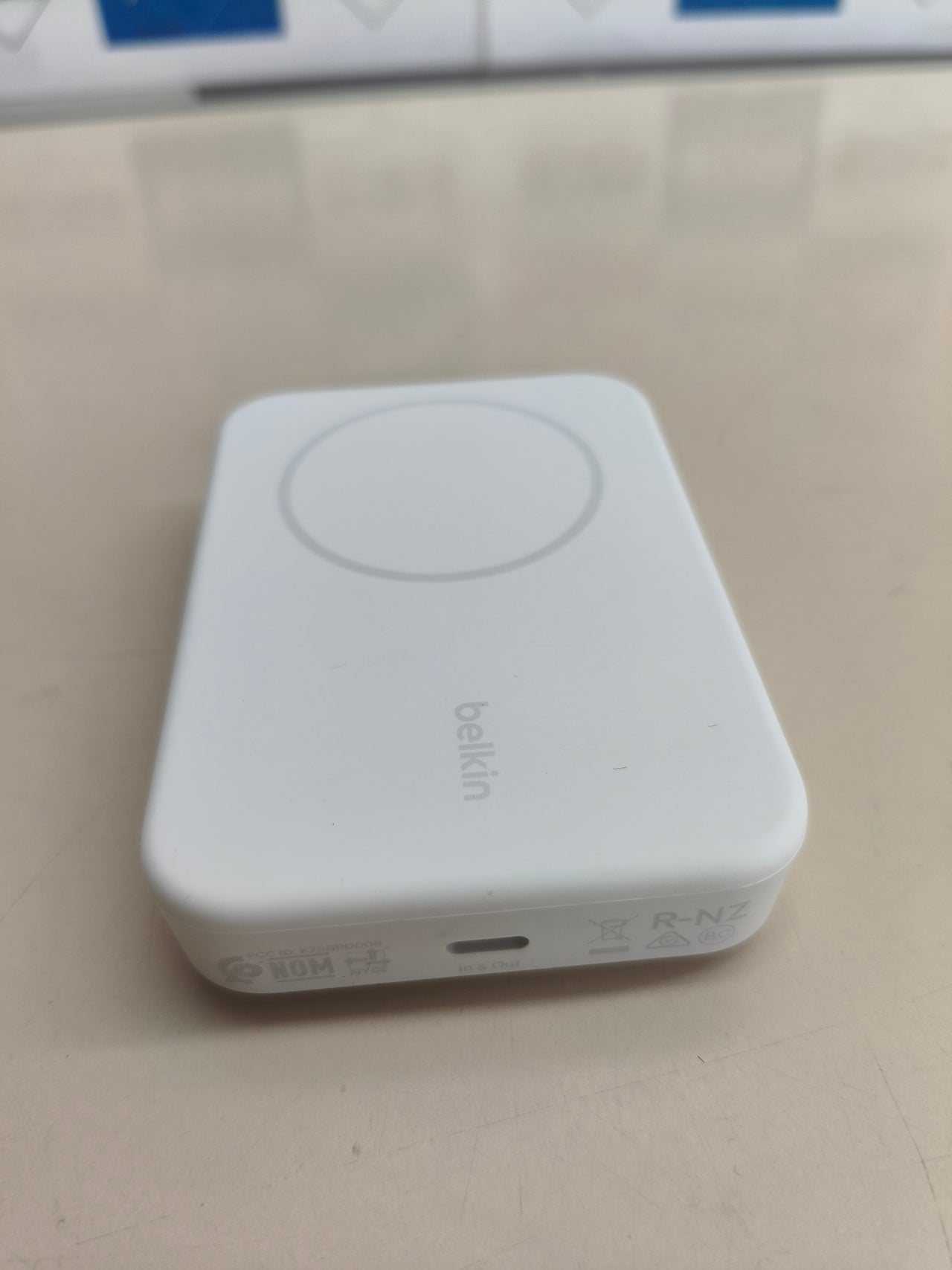 Batería externa inalámbrica Belkin BoostCharge Pro