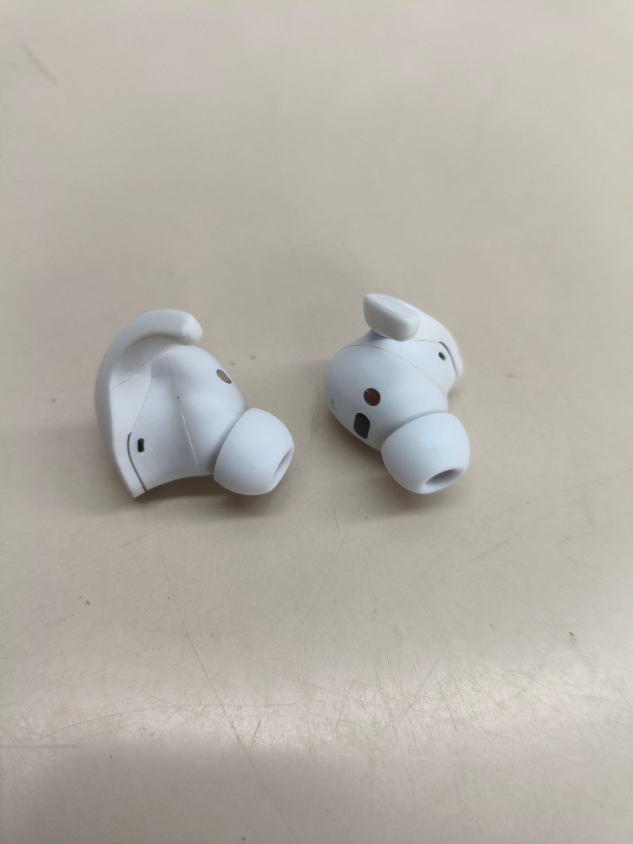 Beats Fit Pro auriculares inalámbricos con cancelación de ruido blancos