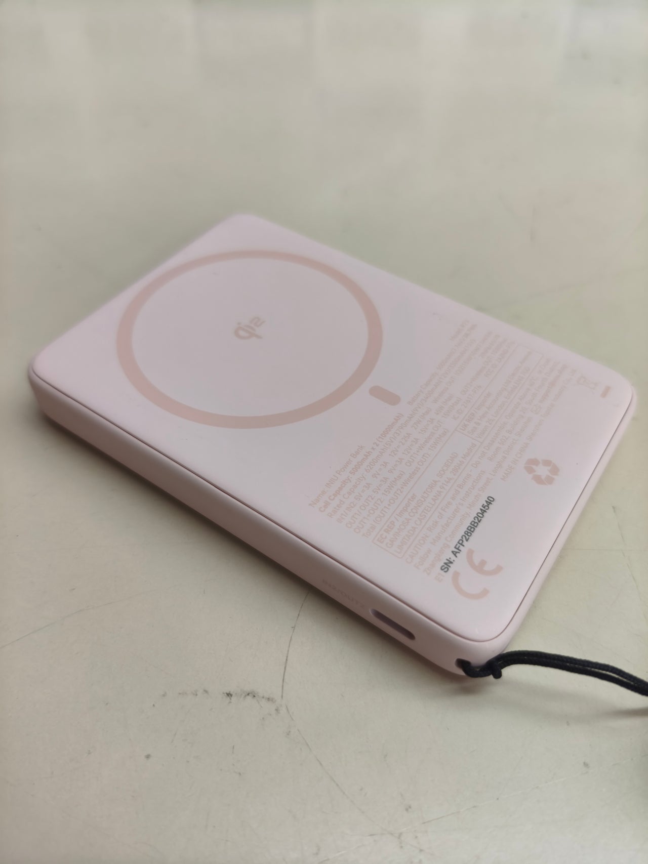 Batería externa INIU Qi2 MagSafe 10.000 mAh, 45 W, rosa.