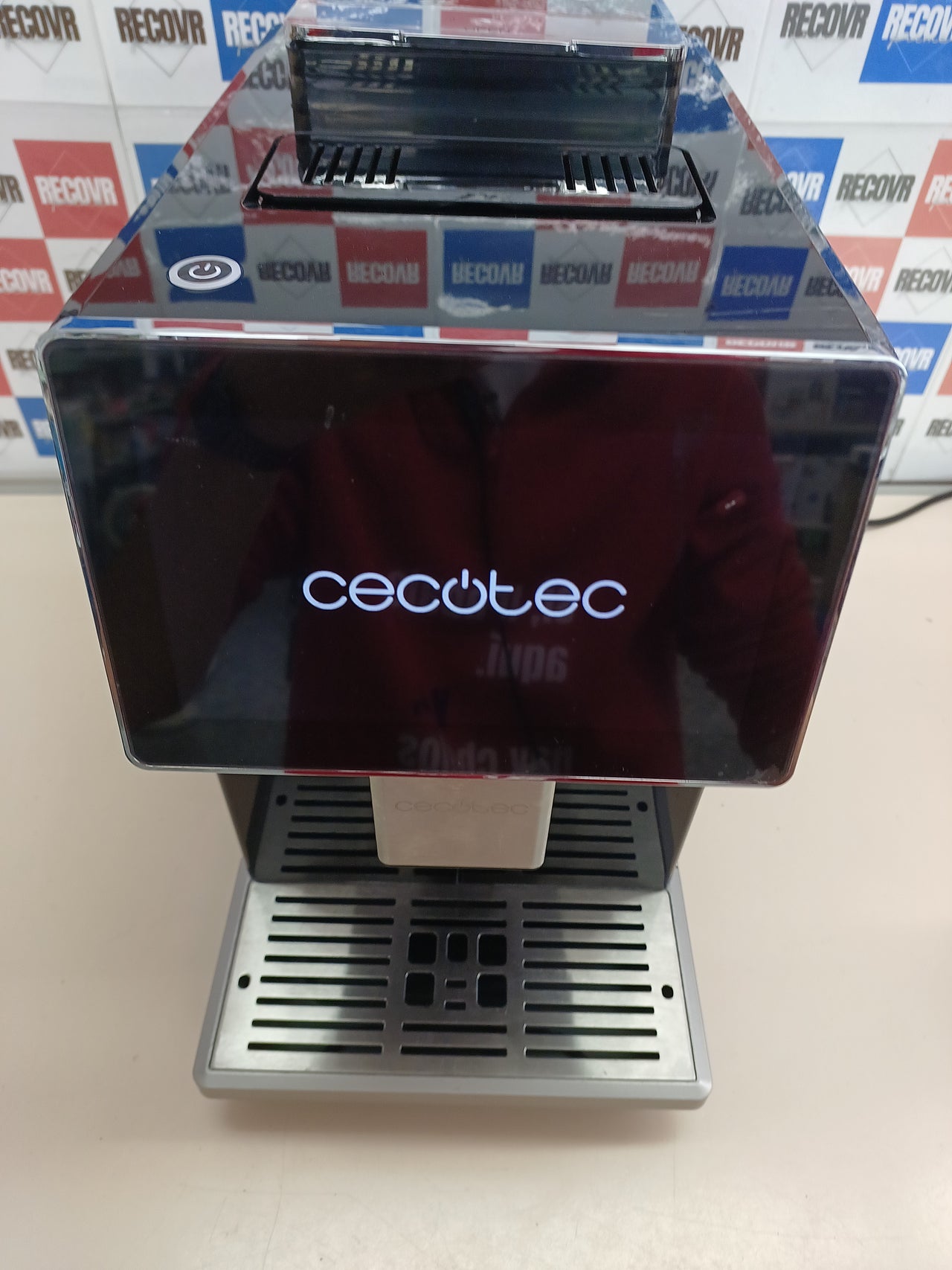 Cafetera superautomática 19 bares 13 recetas – Cecotec
