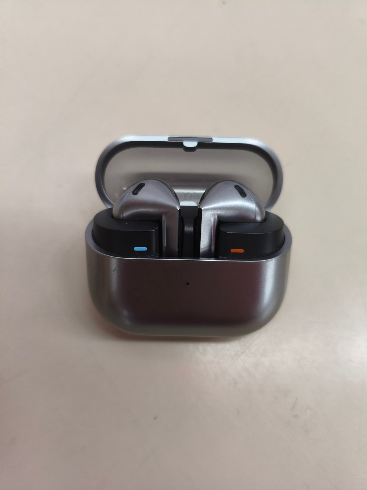 Auriculares Samsung Galaxy Buds3 inalámbricos