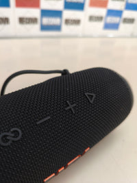 JBL Flip 6, altavoz Bluetooth portátil, resistente al agua y polvo, negro