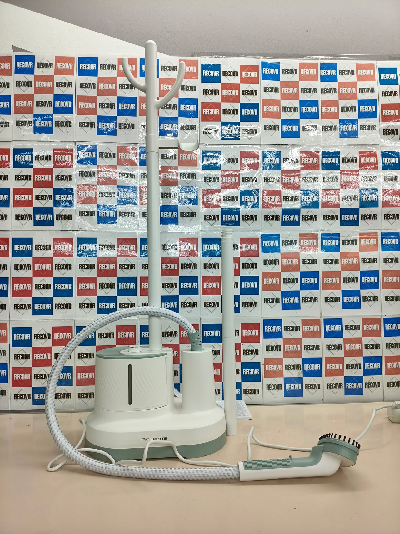 Cepillo de vapor Rowenta Origin Home 2000W de pie con colgador