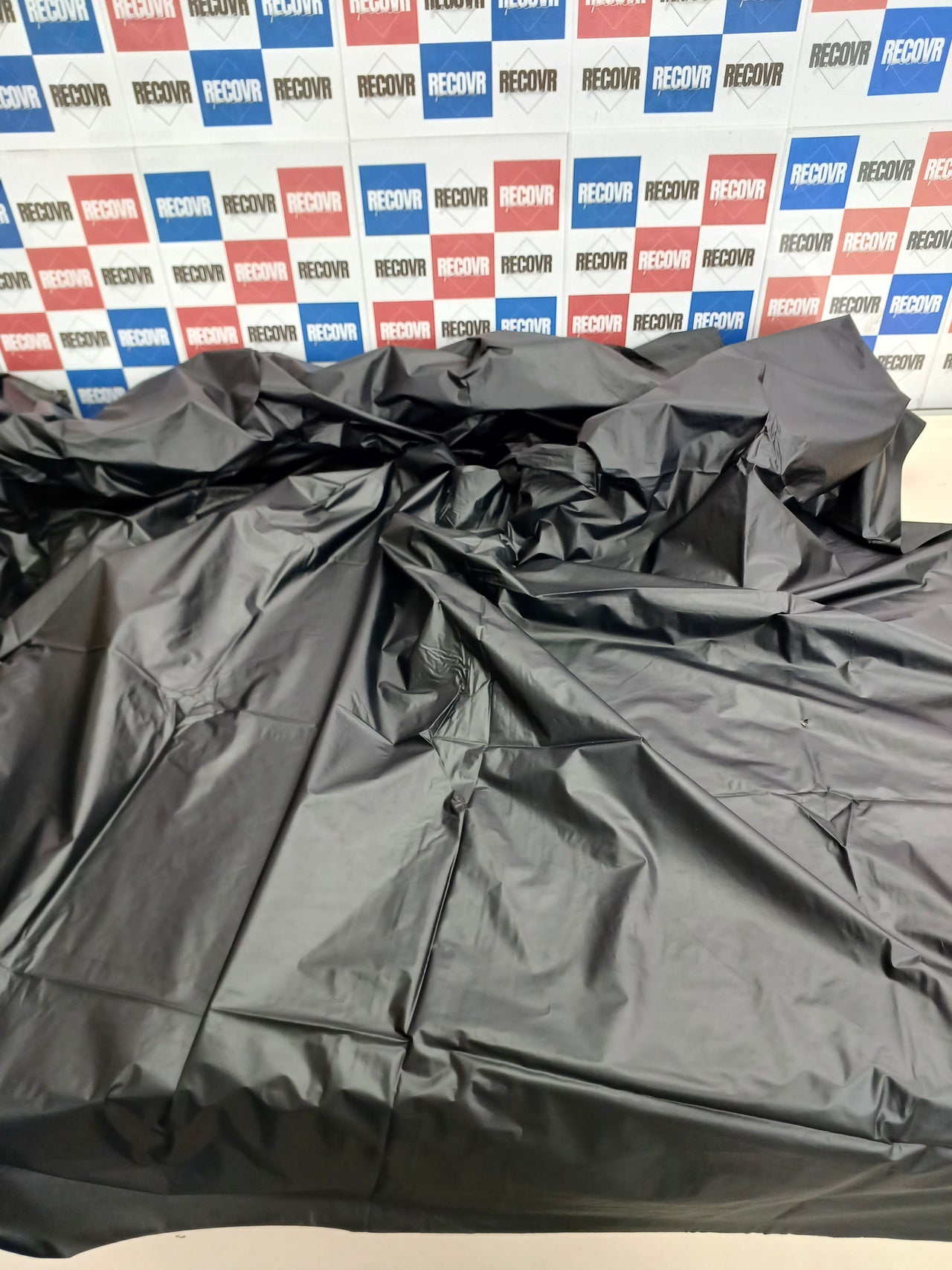 Sabana/Forro colchón Impermeable Negro de PVC
