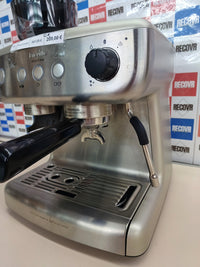 Cafetera espresso con molinillo 15 bares 2,8 L – Breville