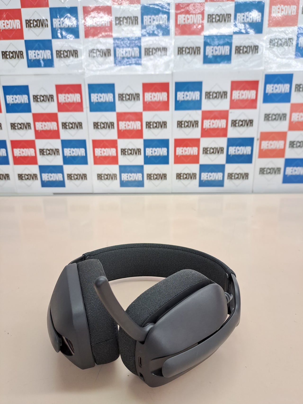 Auriculares inalámbricos con cancelación de ruido. Logitech