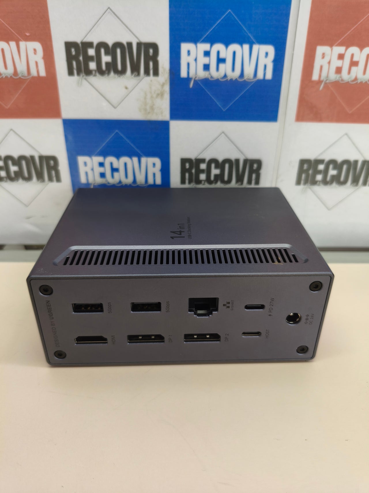 Base de conexión UGREEN Revodok Pro USB-C 14 en 1