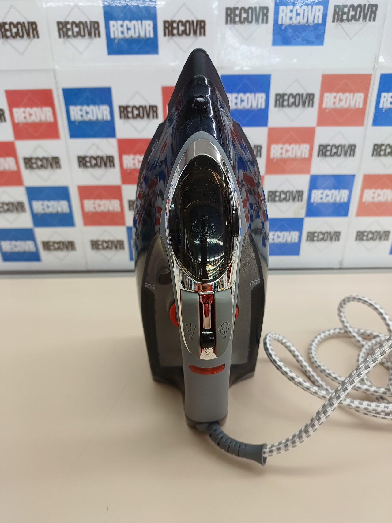 Plancha Vapor Russell Hobbs Power Steam 3100W
