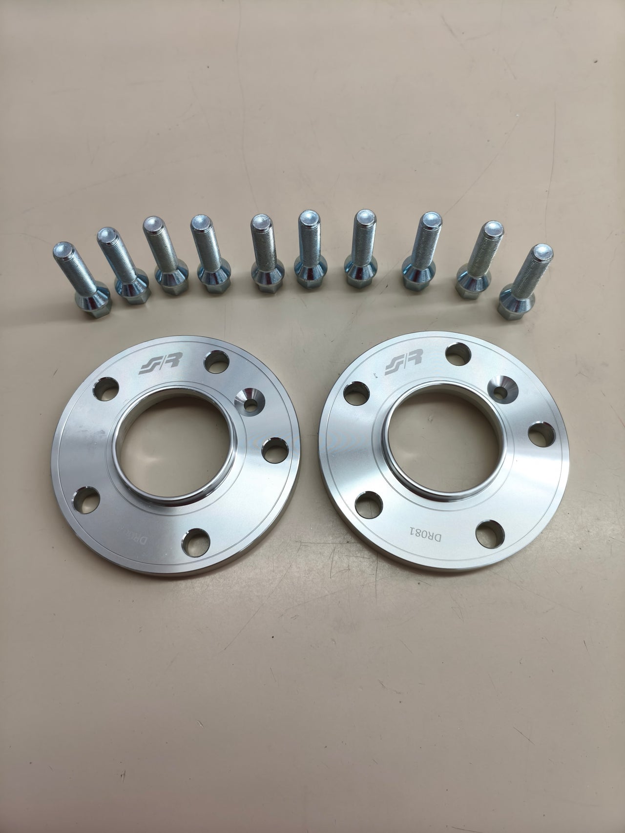 Separadores de rueda Simoni Racing DR081/B16 16 mm