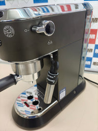 Cafetera espresso De’Longhi Dedica acero inoxidable negra
