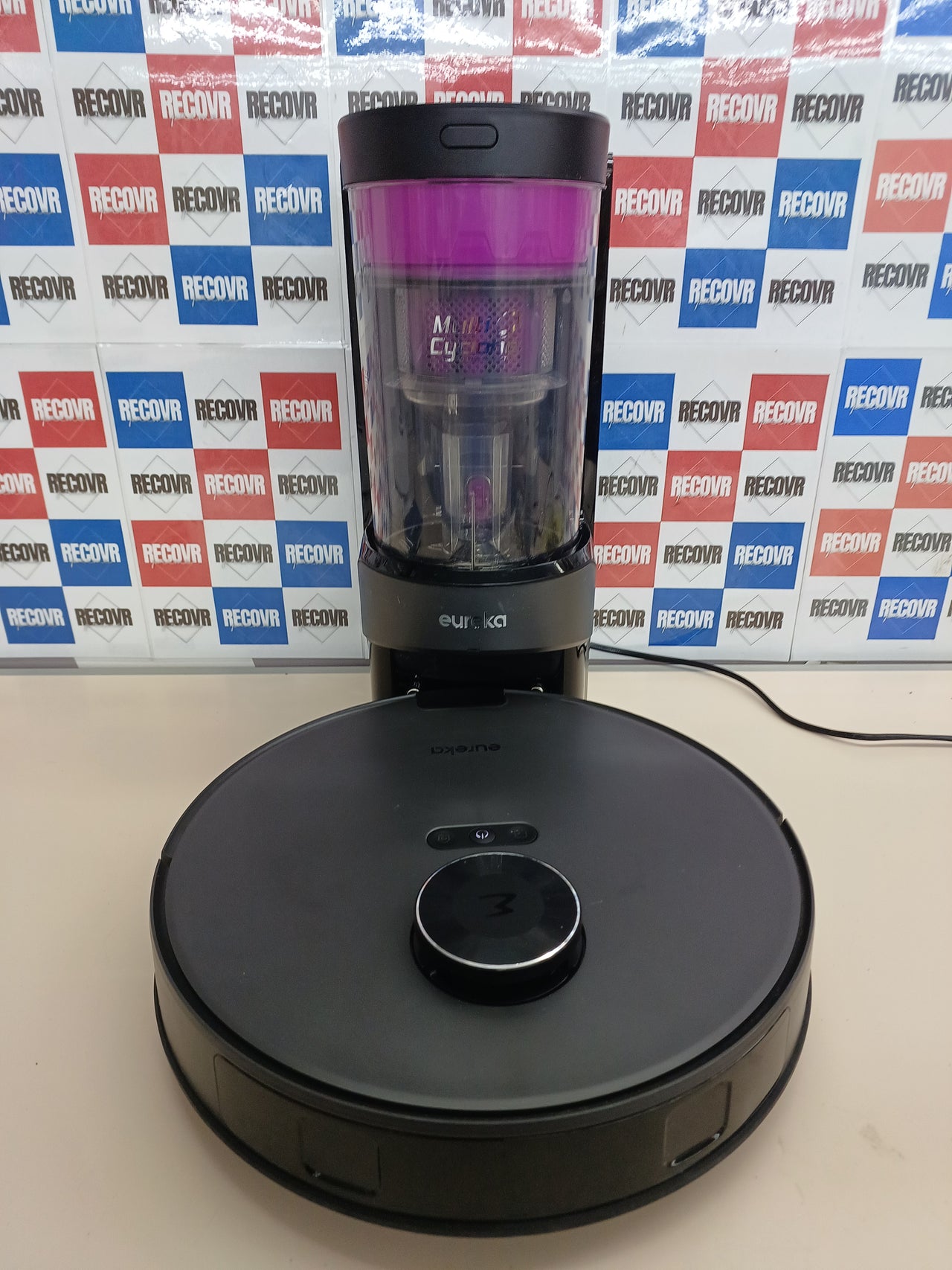 Robot Aspirador Eureka E20 Plus Autovaciado 8000Pa