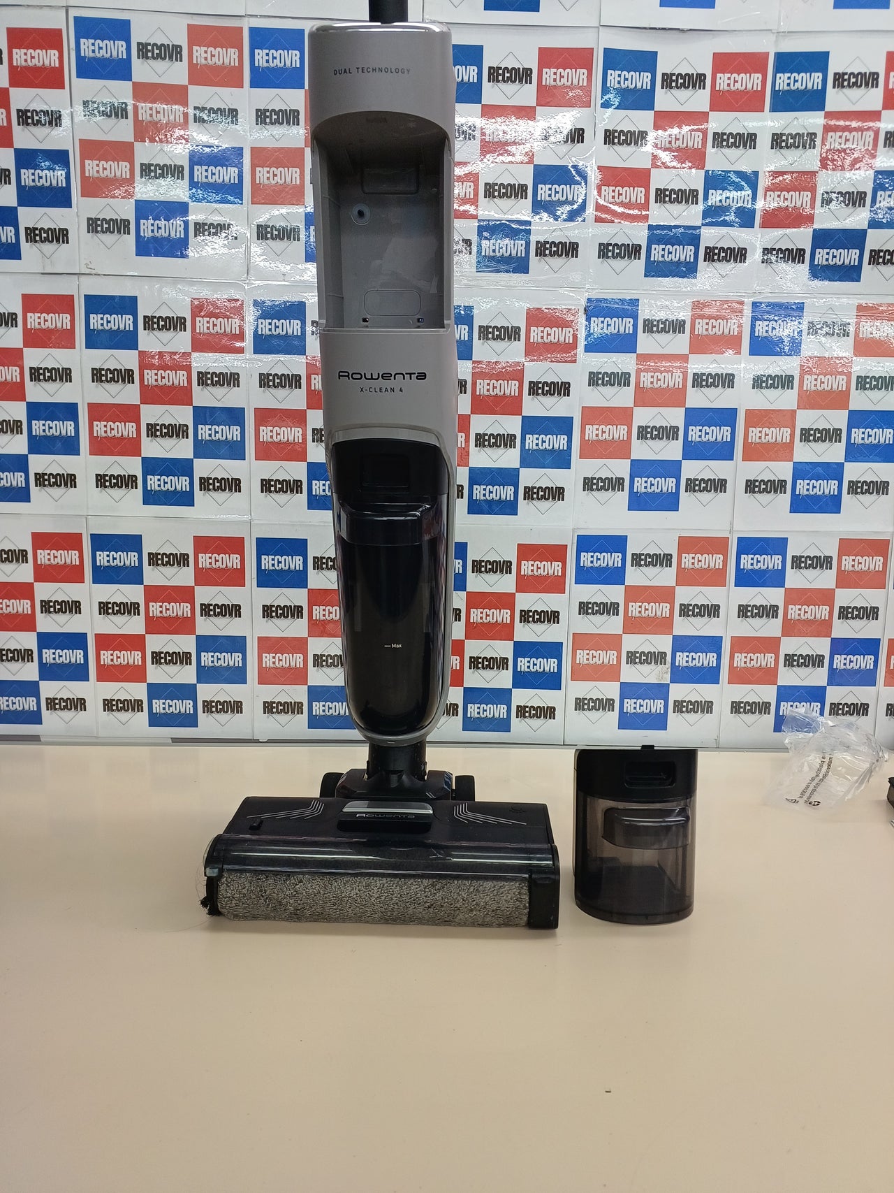 Aspiradora y Fregasuelos Rowenta X-Clean 4 2 en 1