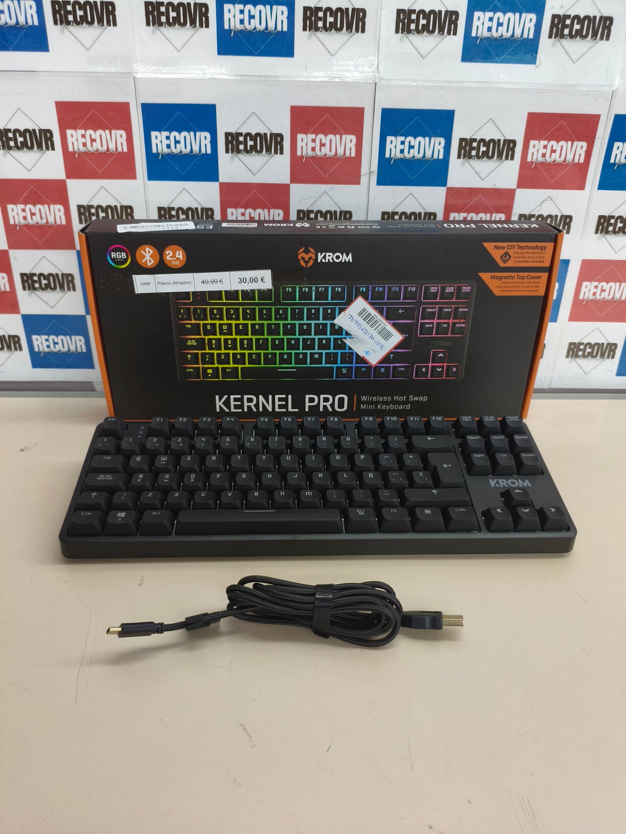 Teclado Gaming mecánico RGB 18 Efectos KROM Kernel Pro