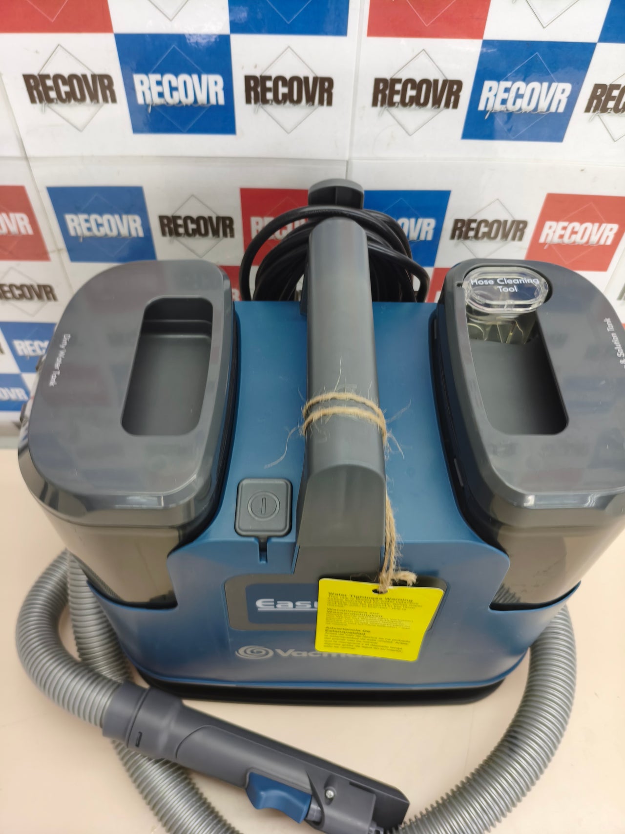 Limpiador de tapicerías y alfombras Vacmaster 500W multisuperficie