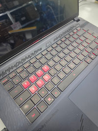 Portátil gaming Gigabyte Aorus Master 16 240 Hz IntelCore Ultra 9
