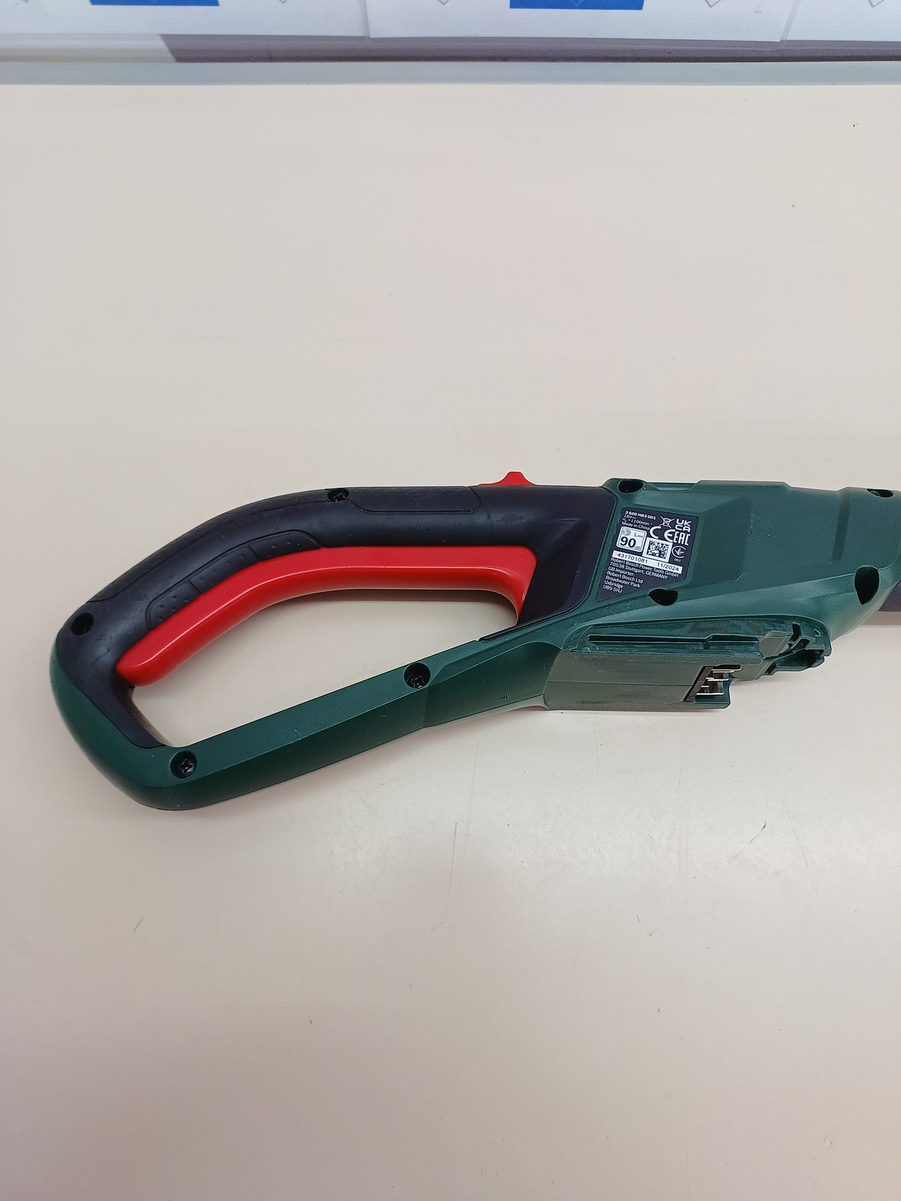 Cortasetos Telescópico Bosch UniversalHedgePole 18V