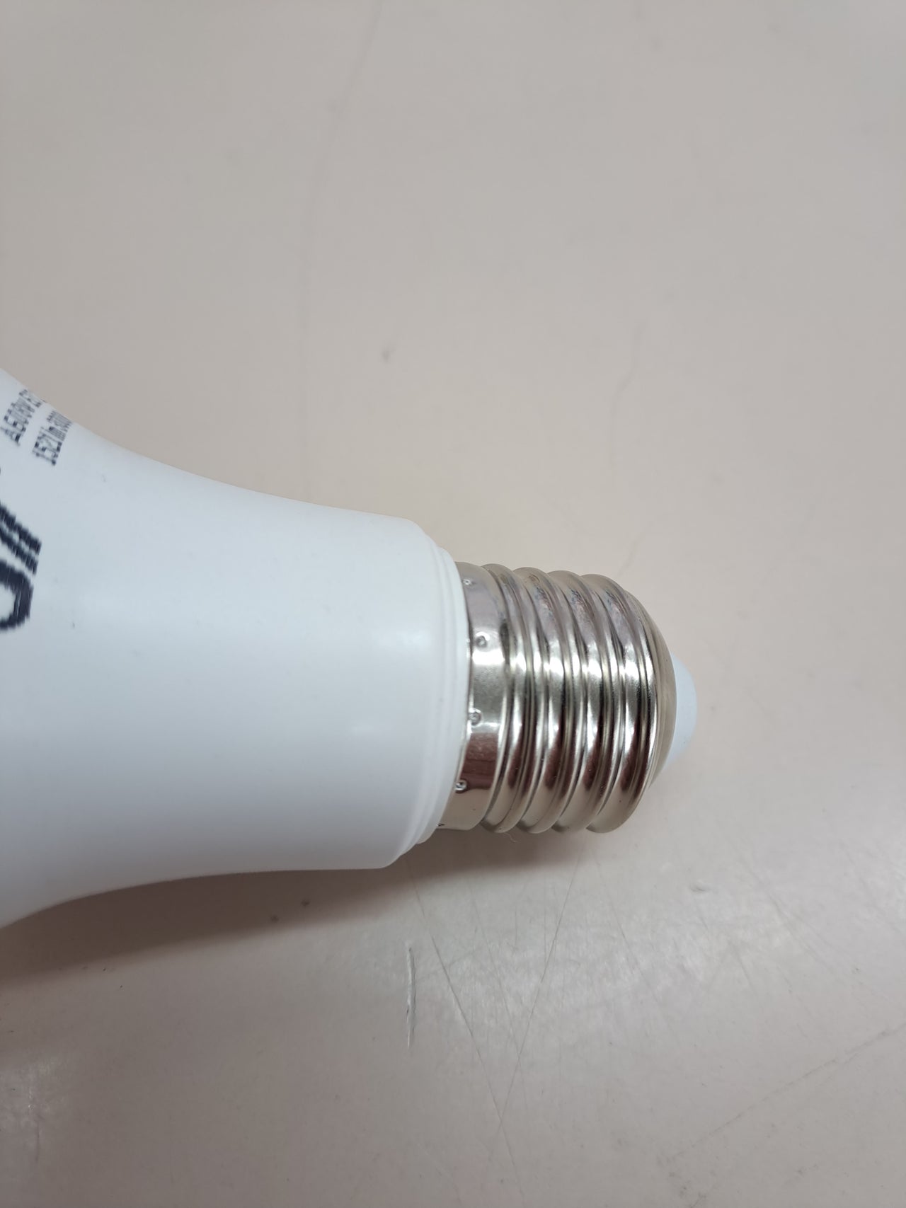 Bombillas LED E27 8W 1521lm cálidas 6 uds GY