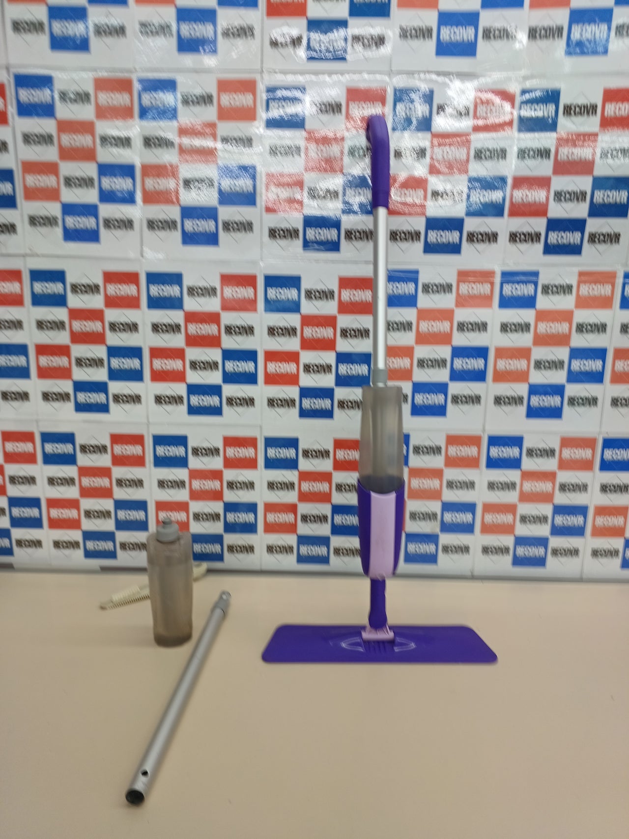 Mopa con pulverizador y microfibra 2 botellas – MEXERRIS