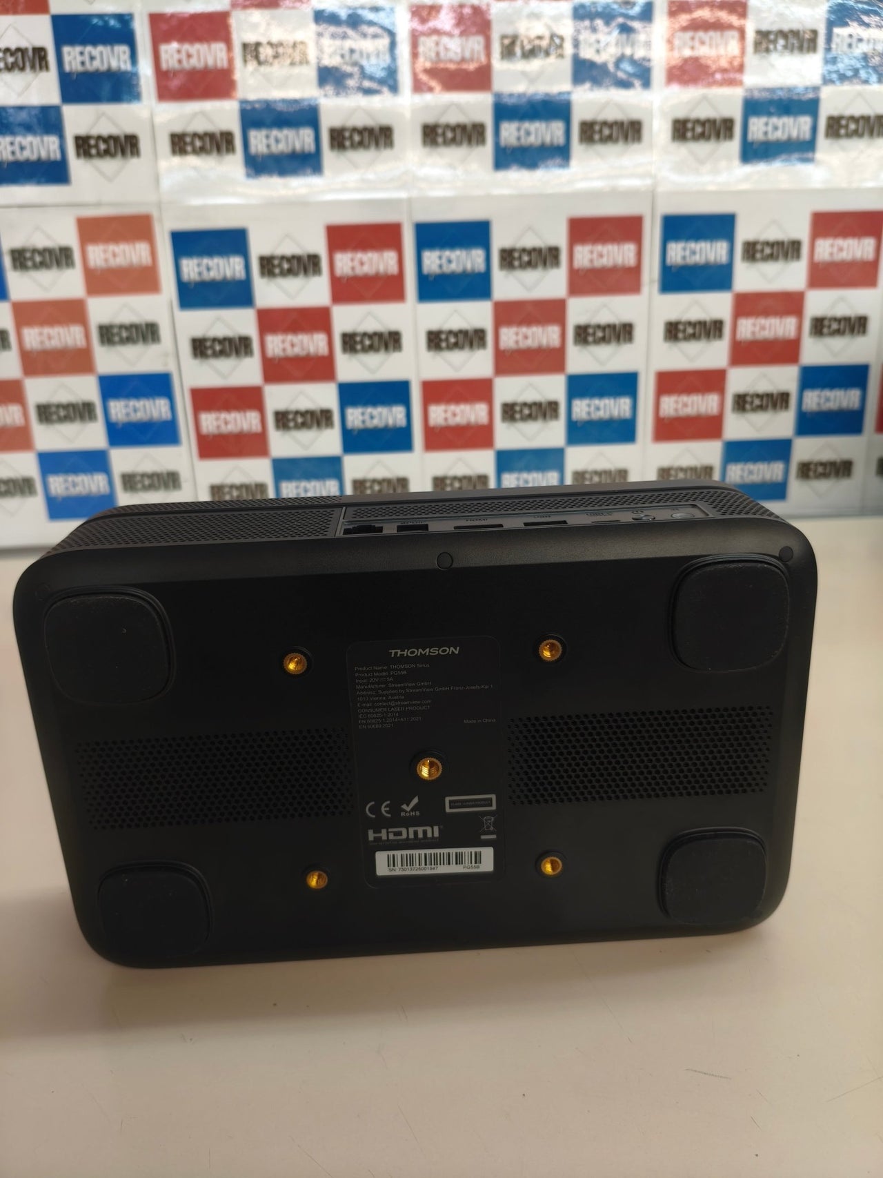 Thomson Sirius PG55B, proyector láser Full HD, Google TV, batería
