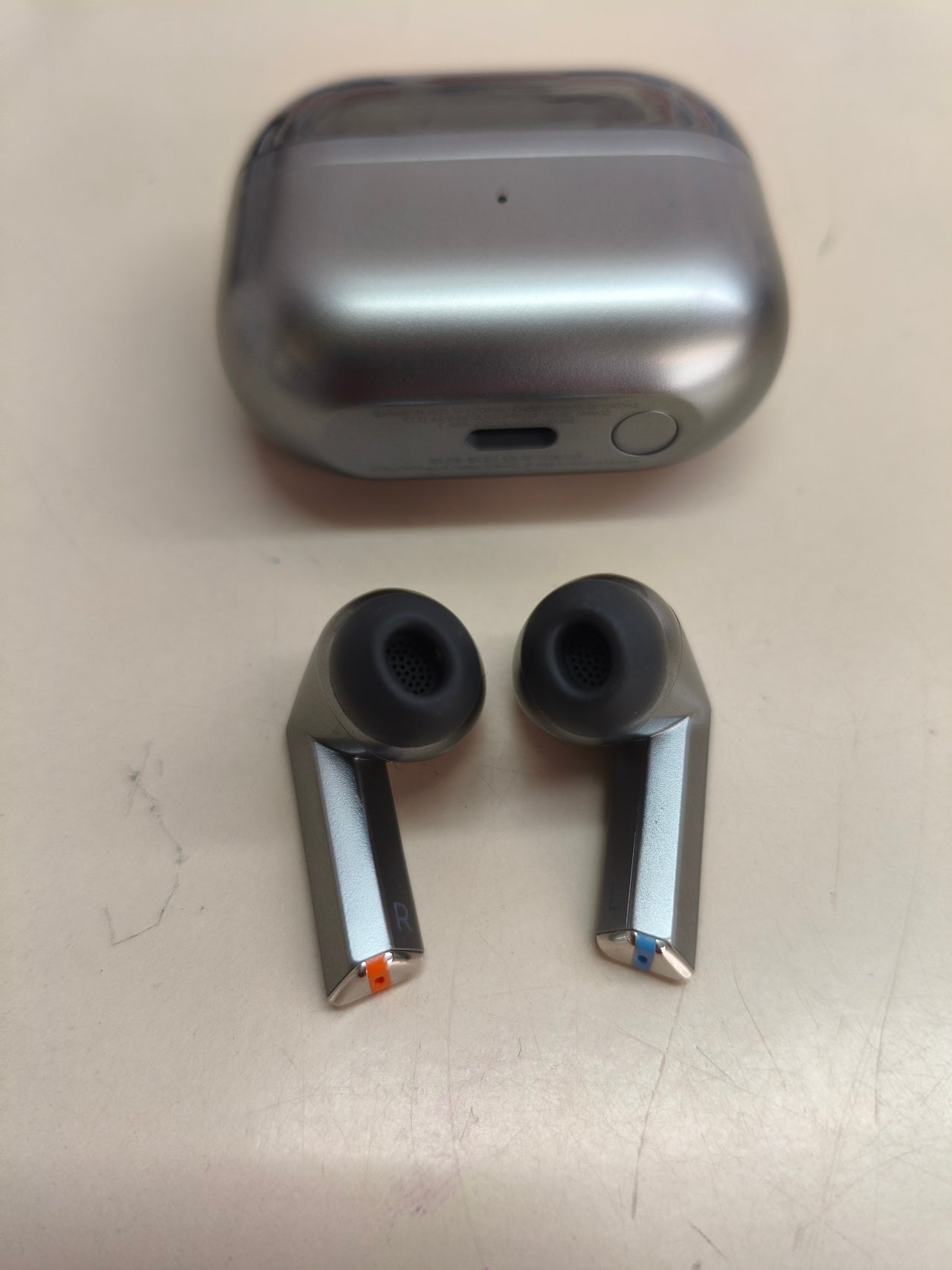 Samsung Galaxy Buds3 Pro, auriculares TWS, Bluetooth, USB-C, plata