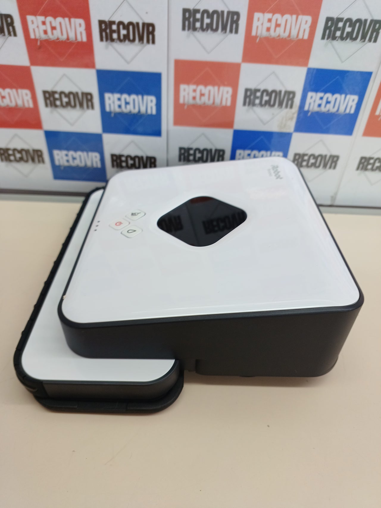 Robot Fregasuelos iRobot Braava 390t