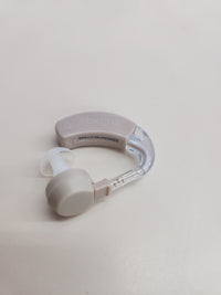 Amplificador Auditivo Beurer HA 20 – Ajustable, 40 dB, Diseño Ergonómico