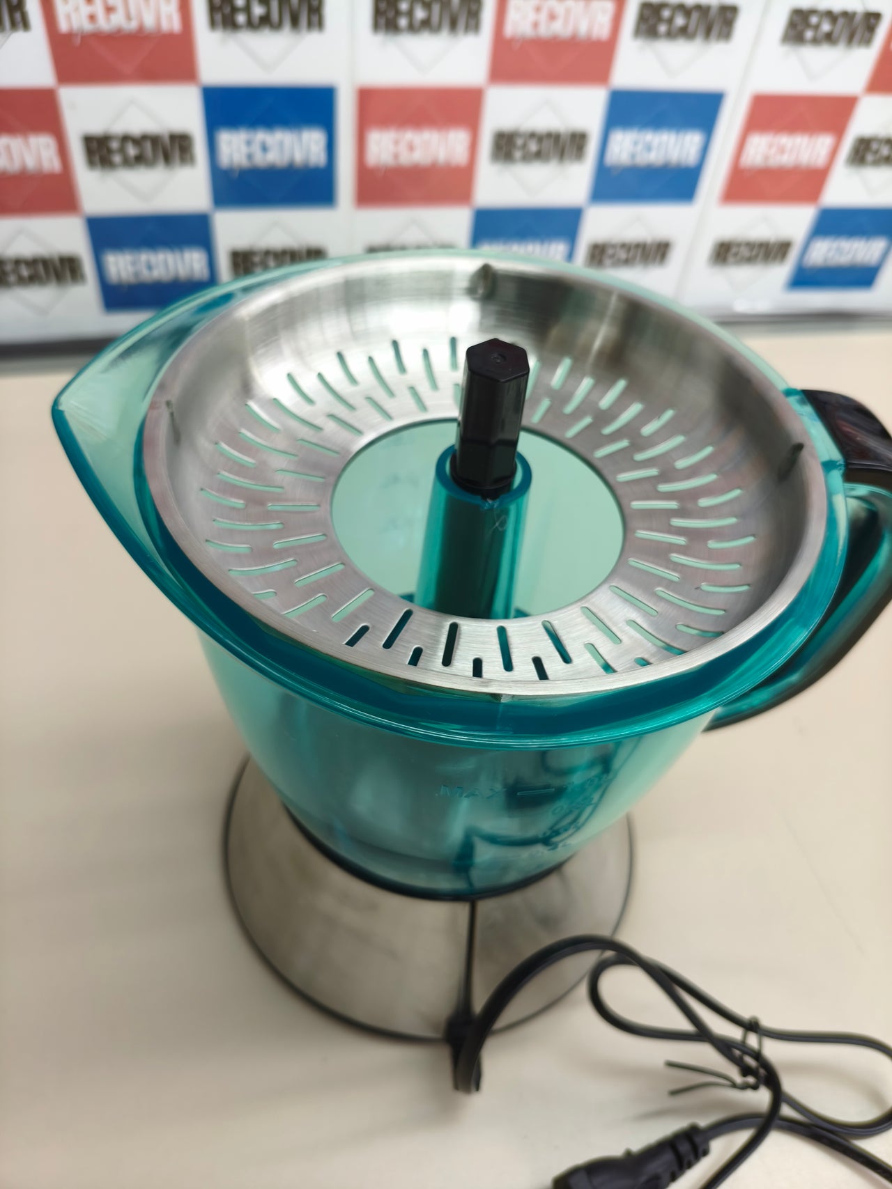 Exprimidor Cecotec 1L