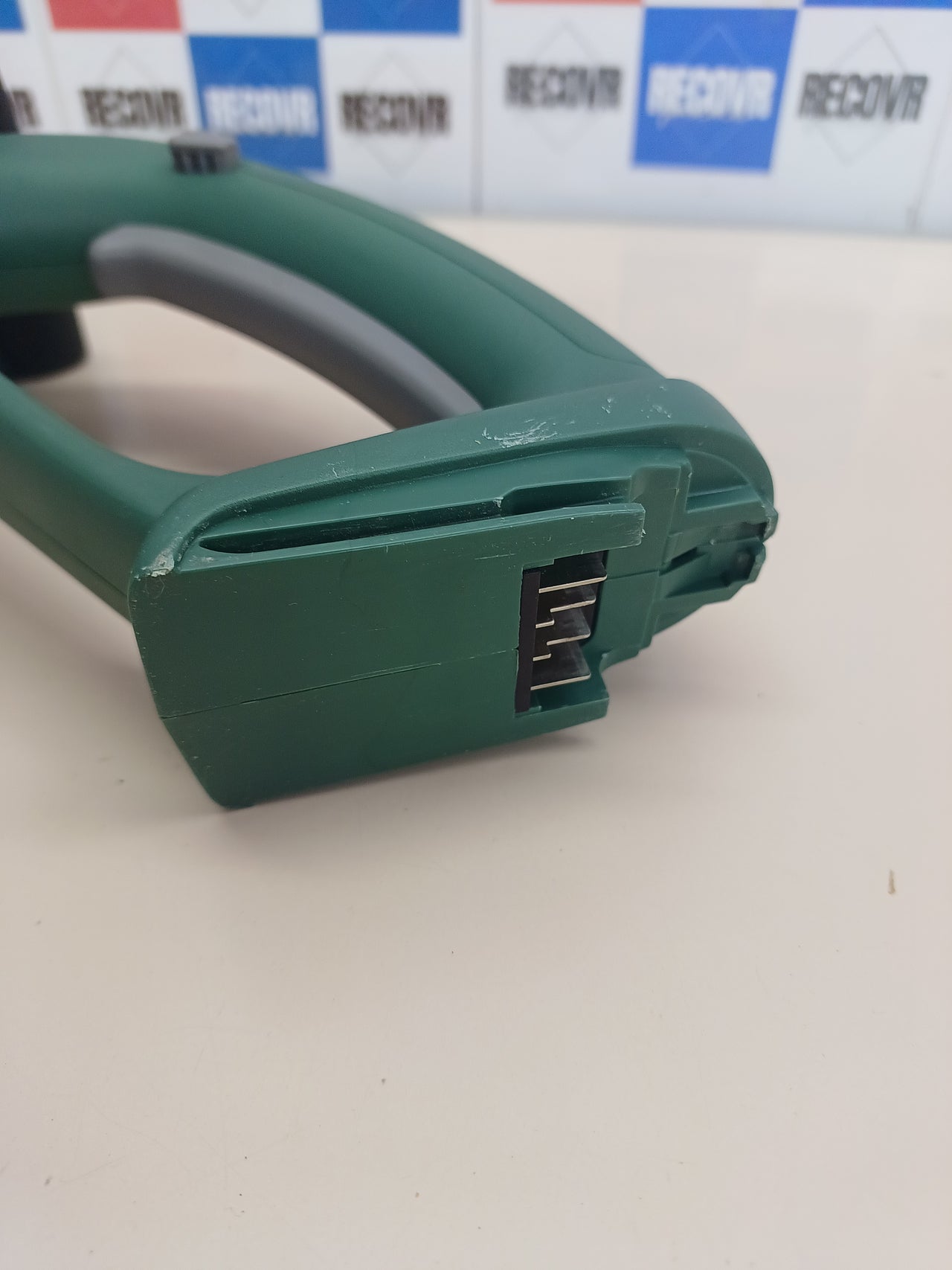 Cortabordes Bosch EasyGrassCut 18V 23cm