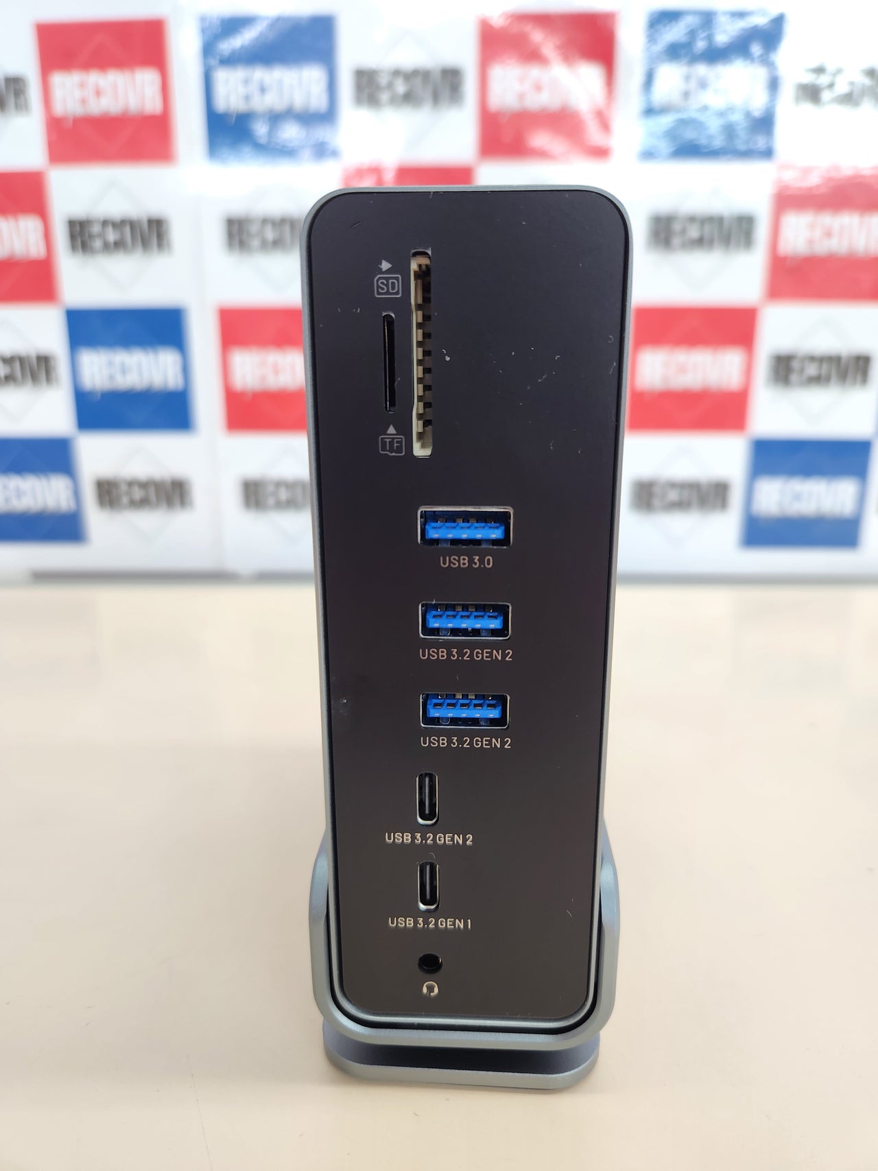 Estación USB-C 15 puertos con 4K y PD100W