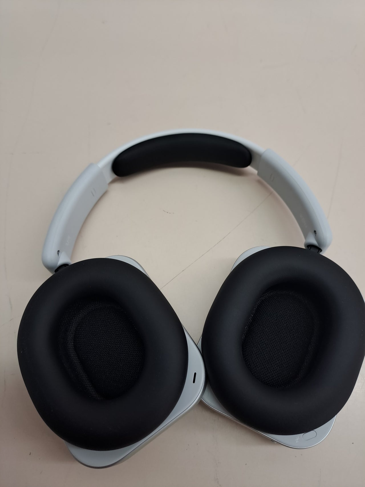 Auriculares over-ear inalámbricos ANC 80h Nothing Headphone