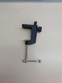 Brazo para Micrófono Amazon Basics Ajustable