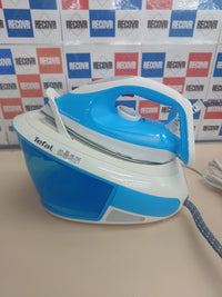 Centro de planchado Tefal Express Airglide con golpe de vapor de 380 g/min