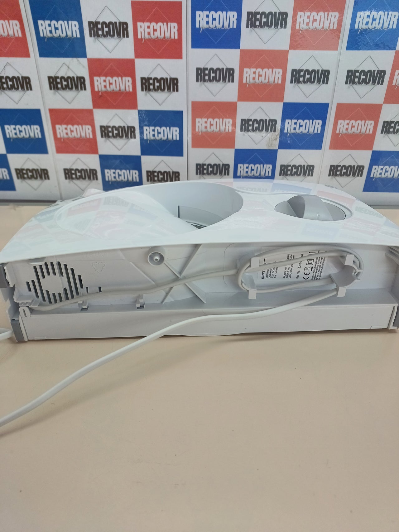 Cortadora multiusos plegable 100 W acero inoxidable ajustable 0–17 mm – Emerio