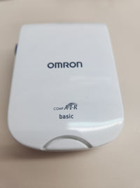 Nebulizador Omron NE-C803-E compacto y silencioso