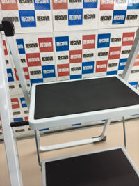 Escalera de tijera SONGMICS 2 peldaños plegable blanca carga 150 kg