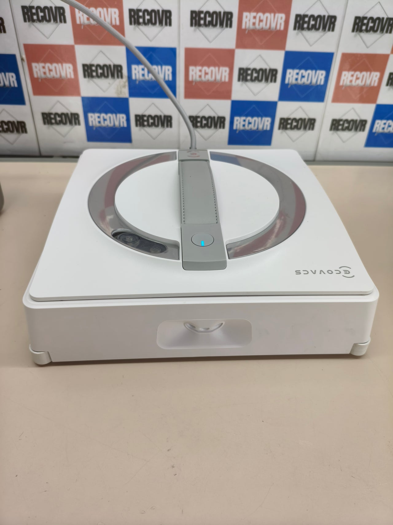Robot limpiacristales ECOVACS Winbot W2 Pro Omni con estación multifunción