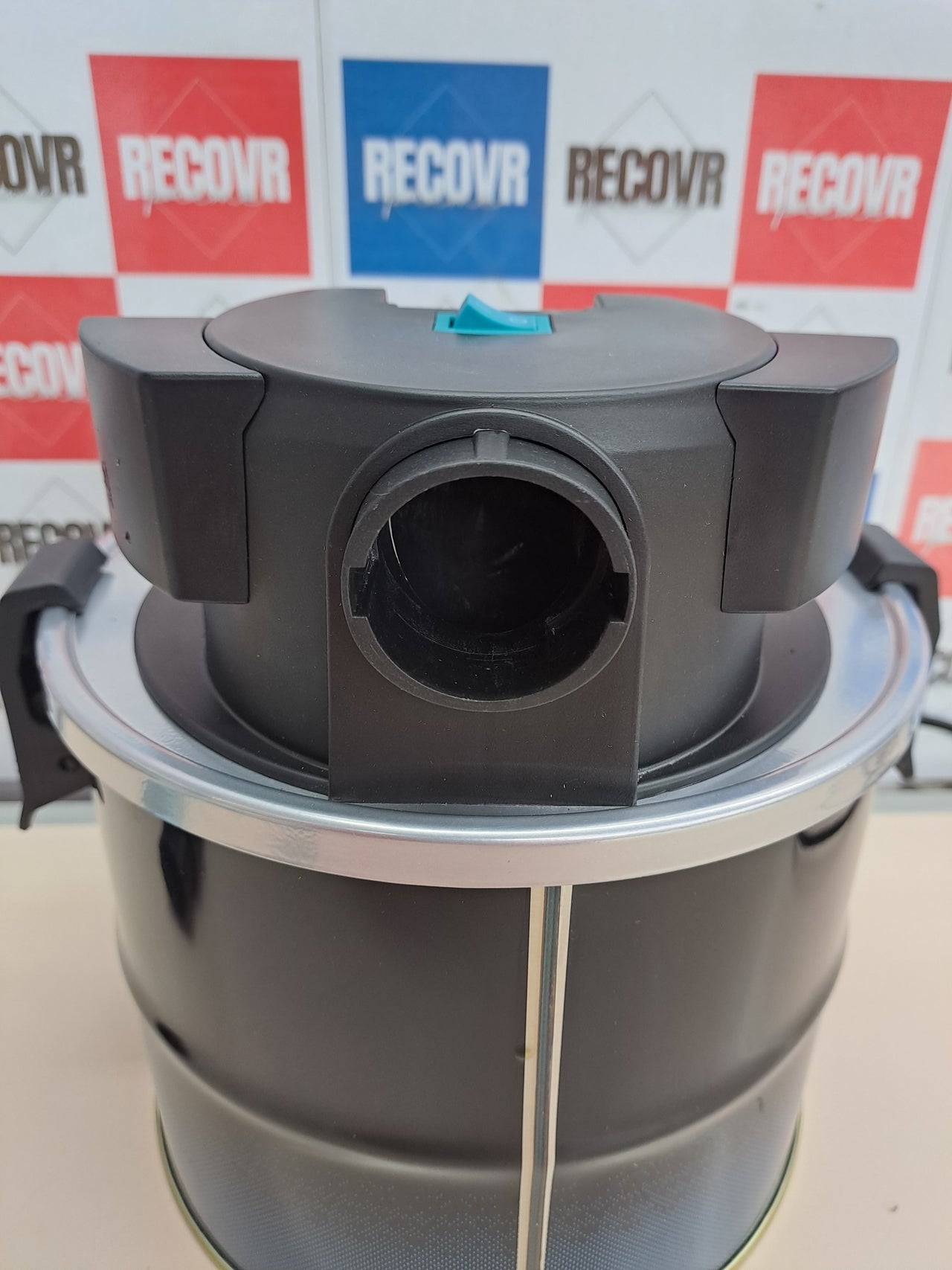Aspirador cenizas 4L 600W 13kPa compacto Cecotec