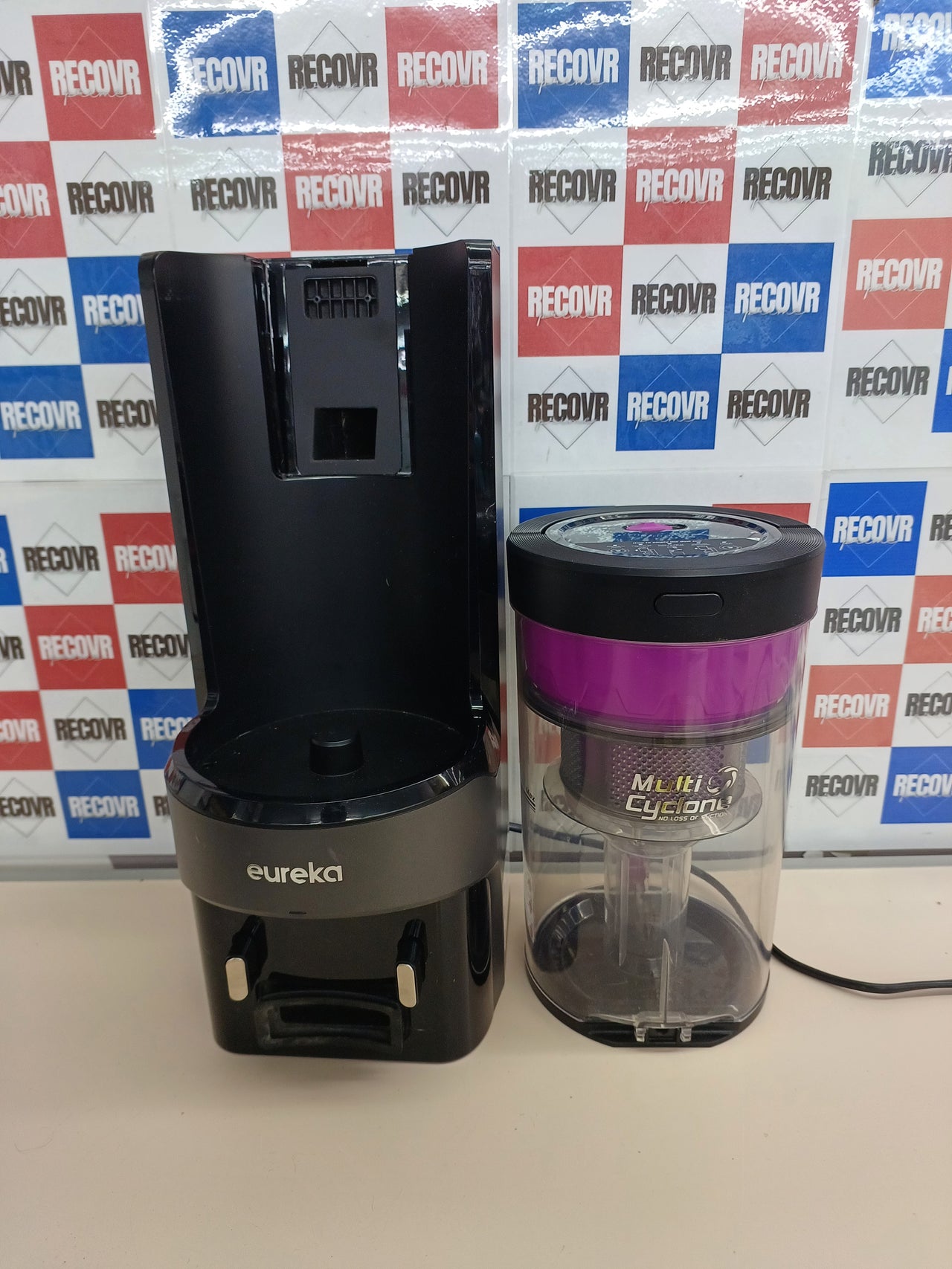 Robot Aspirador Eureka E20 Plus Autovaciado 8000Pa