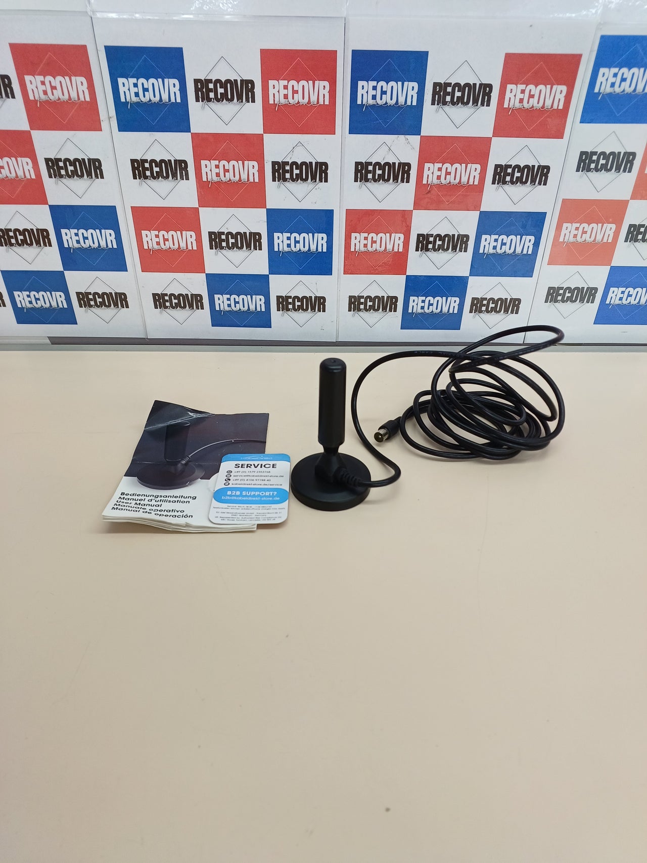 Antena KabelDirekt DVB-T2/DVB-T con Base Magnética