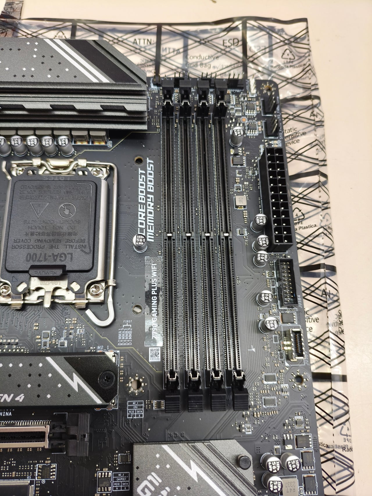 Placa base MSI Z790 Gaming Plus WiFi ATX