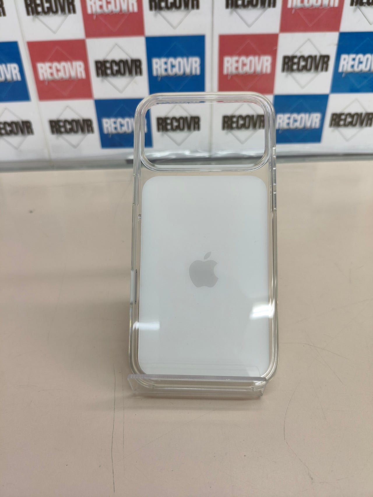 Funda transparente Apple con MagSafe para iPhone 17 Pro Max.