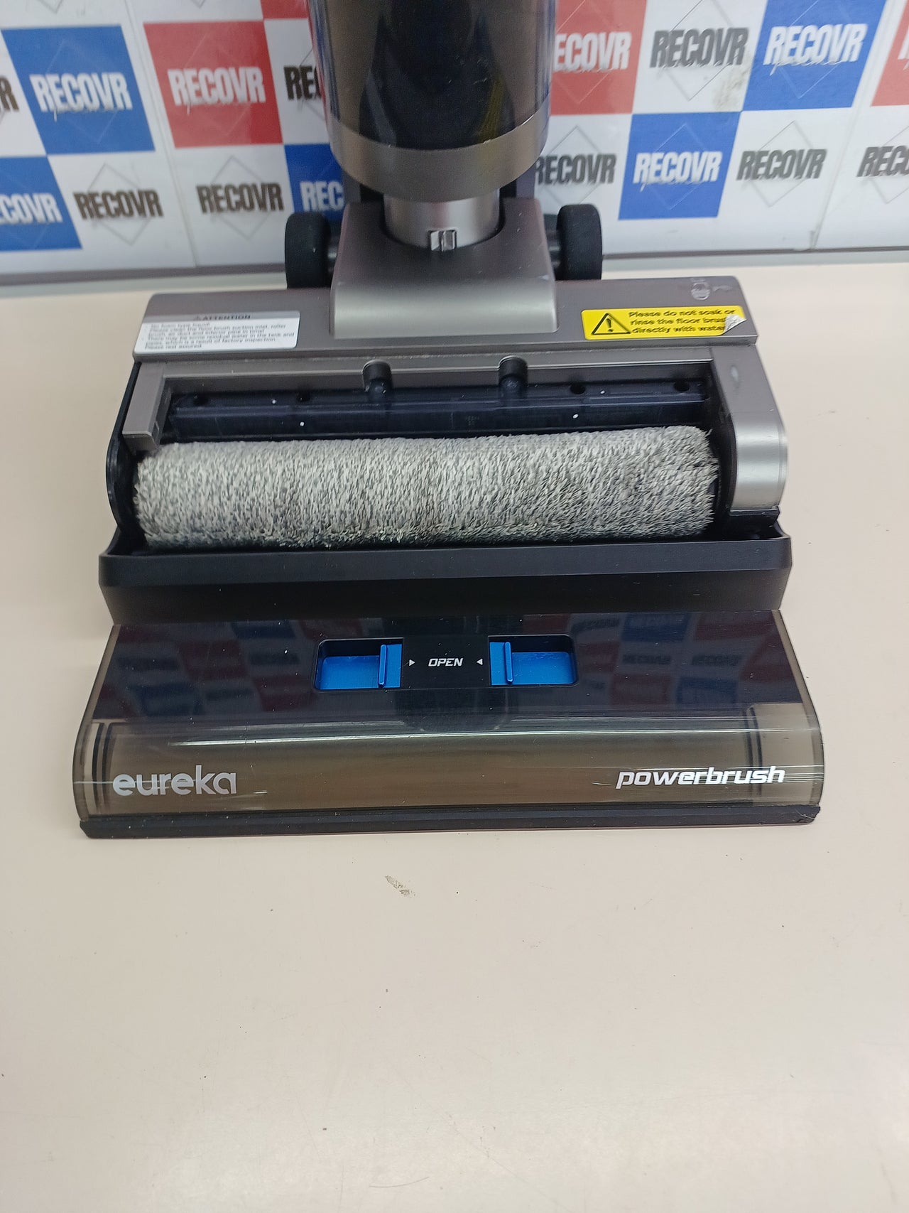 Aspirador Fregadora Eureka RapidWash NEW430