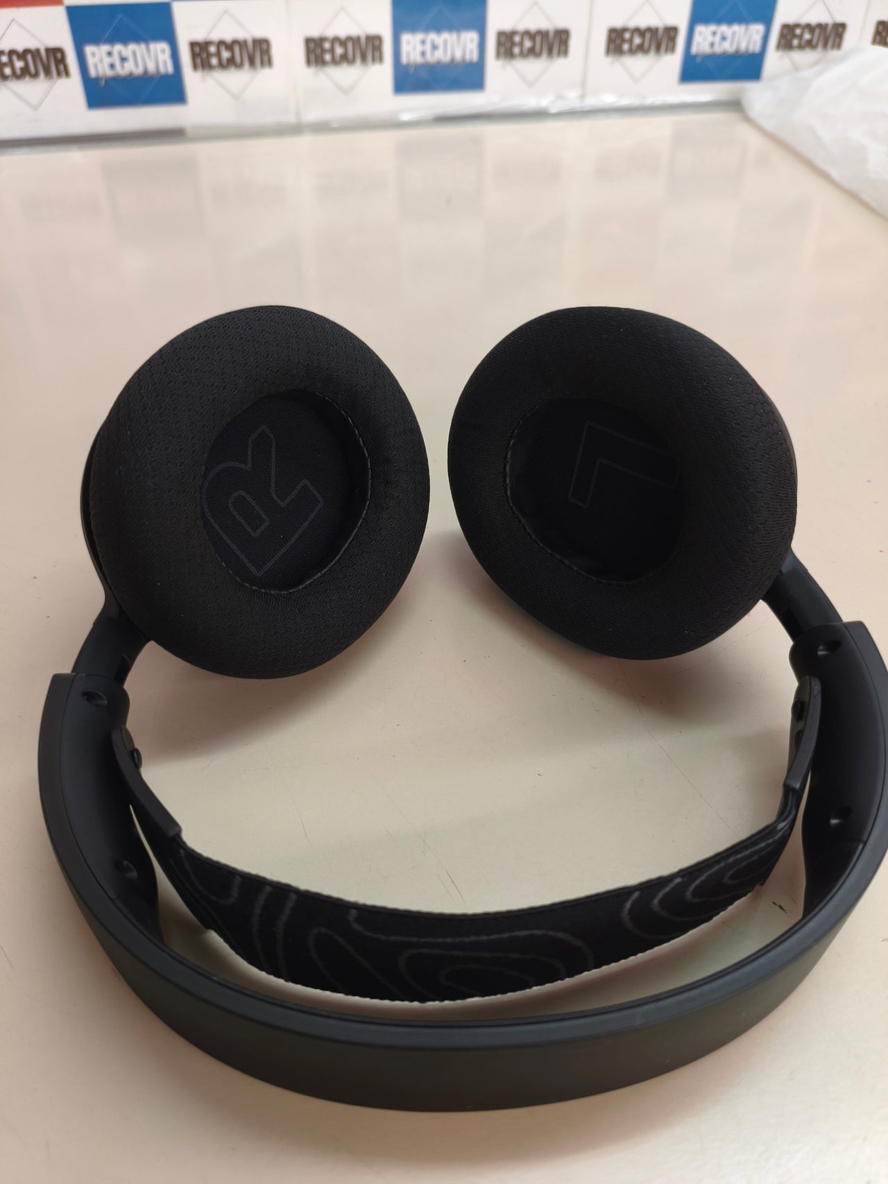 SteelSeries Arctis Nova 5, auriculares gaming, 60 h, 2,4 GHz/Bluetooth