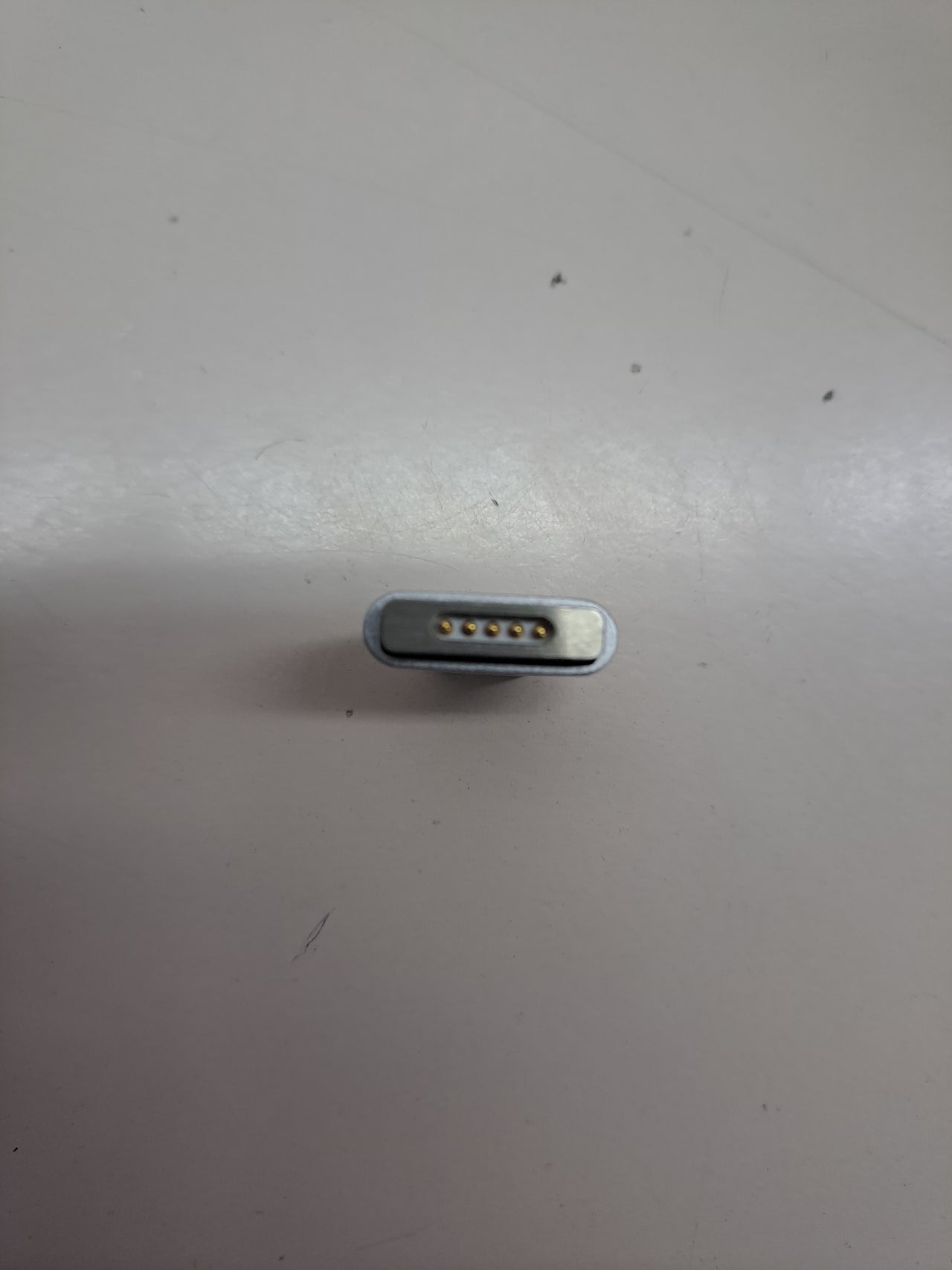 Adaptador USB-C Magnético 21T-Hand MagSafe 2