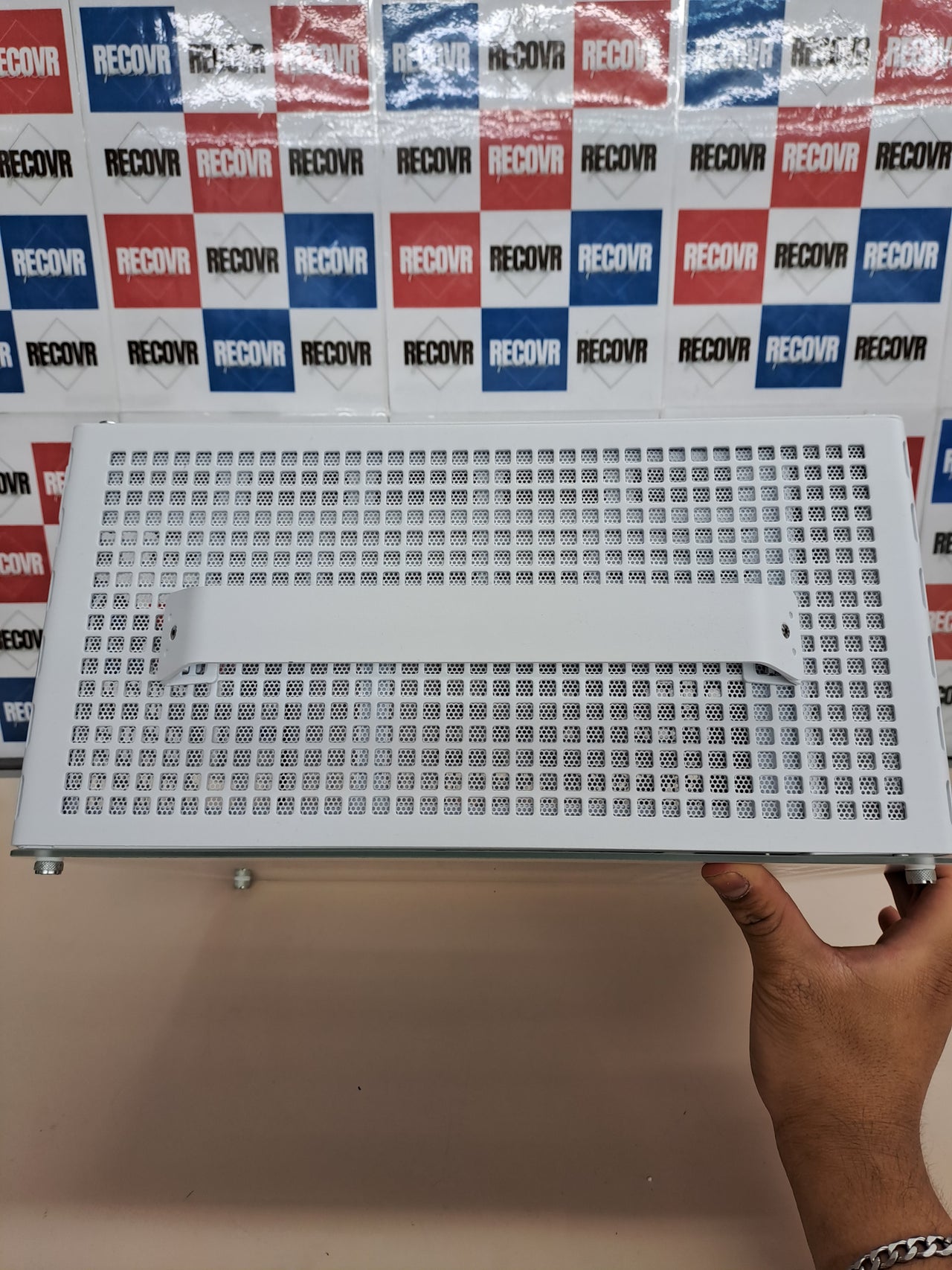 Caja de PC mATX con asa – Jonsplus
