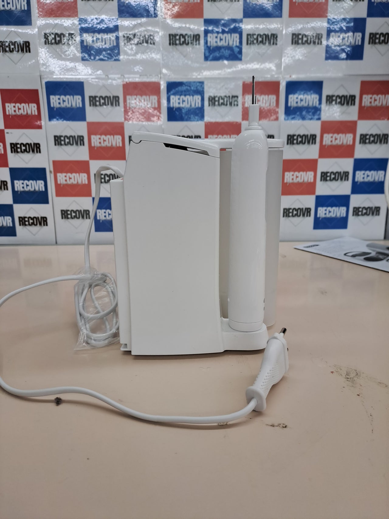Braun Oral-B Pro 1 con irrigador OxyJet