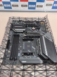 Ryzen placa base MSI MAG B550 Tomahawk AMD  AM4